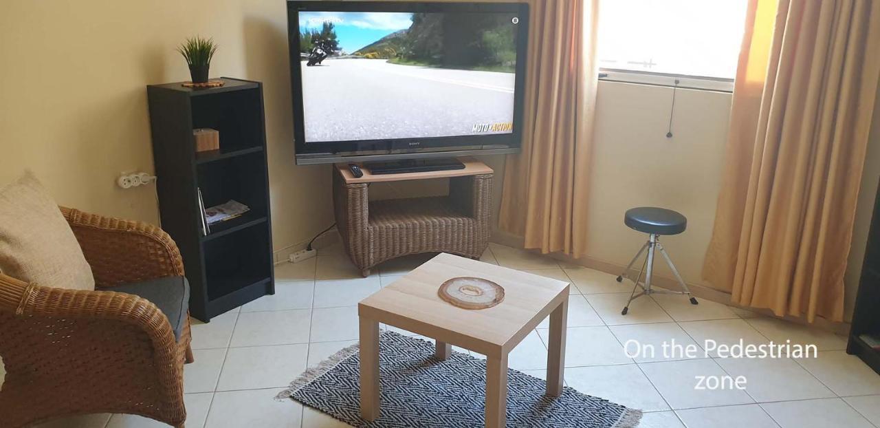 A1 Central Apartment Heraklion  Bagian luar foto